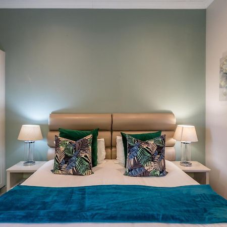 Seashore 2 Bedroom Luxury Unit - Breakwaters Haven Knysna Kültér fotó