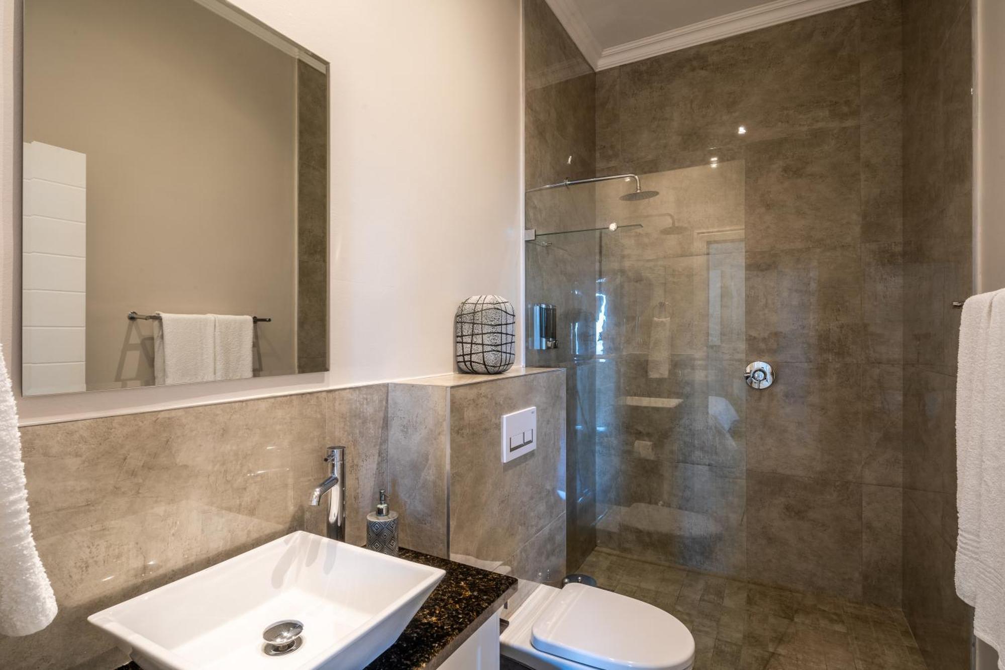 Seashore 2 Bedroom Luxury Unit - Breakwaters Haven Knysna Kültér fotó